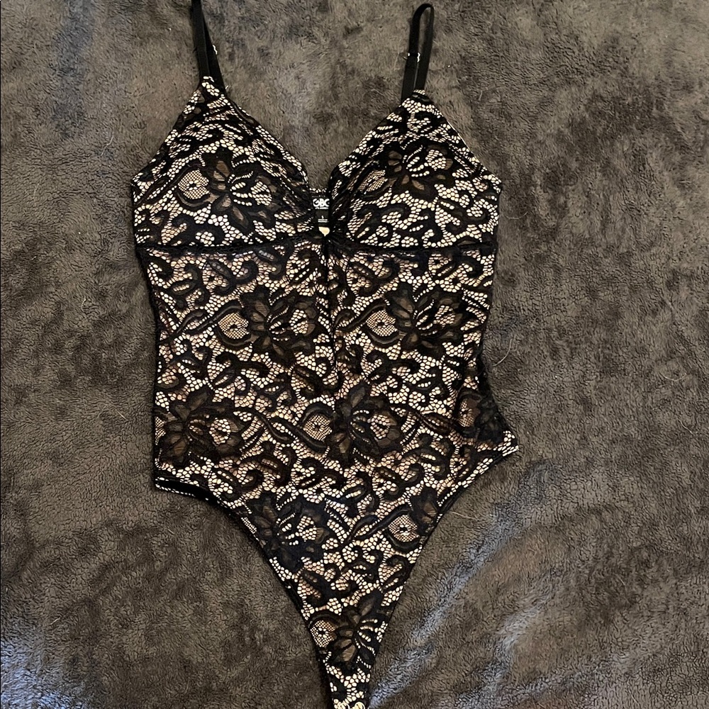 GBG Los Angeles Black Lace Chemise